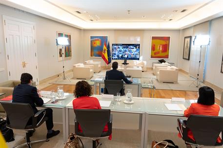 4/09/2020. Sánchez preside por videoconferencia la XXII Conferencia de Presidentes. El presidente del Gobierno, Pedro Sánchez, la ministra d...