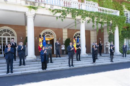 5/06/2020. Minuto de silencio por las víctimas del COVID-19. El presidente del Gobierno, Pedro Sánchez, junto a otros miembros del Ejecutivo...