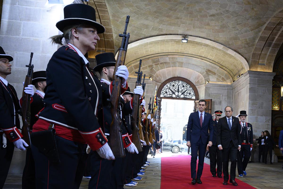 6/02/2020. Pedro Sánchez se reúne con el president de la Generalitat de Catalunya, Joaquim Torra. El presidente del Gobierno, Pedro Sánchez,...