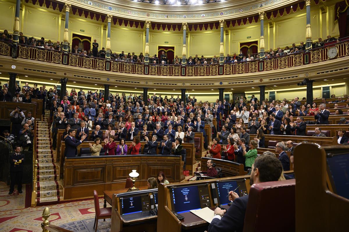 7/01/2020. Pedro Sánchez se somete a la sesión de investidura (3ª jornada). Pedro Sánchez, tras ser investido presidente del Gobierno por el...