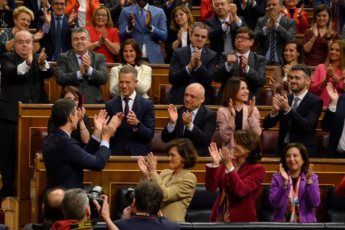 7/01/2020. Pedro Sánchez se somete a la sesión de investidura (3ª jornada). Pedro Sánchez, tras ser investido presidente del Gobierno por el...