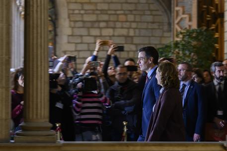7/02/2020. Pedro Sánchez se reúne con la alcaldesa de Barcelona, Ada Colau. El presidente del Gobierno, Pedro Sánchez, acompañado de la alca...