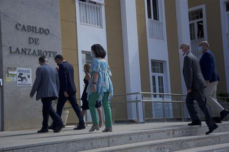 7/08/2020. Pedro Sánchez visita el Cabildo Insular de Lanzarote, en Canarias. El presidente del Gobierno, Pedro Sánchez, junto al presidente...