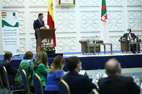 8/10/2020. Sánchez visita la República Argelina Democrática y Popular (2). El presidente del Gobierno, Pedro Sánchez, en su visita a la la R...