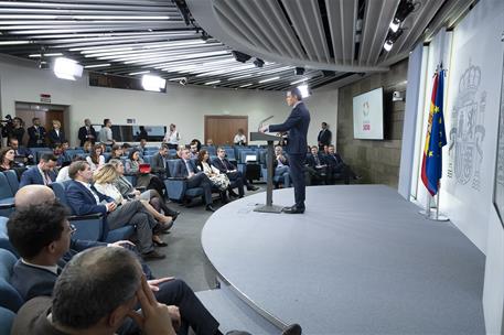 10/03/2020. Comparecencia de Sánchez tras la reunión extraordinaria del Consejo Europeo, celebrada por videoconferencia. El presidente del G...