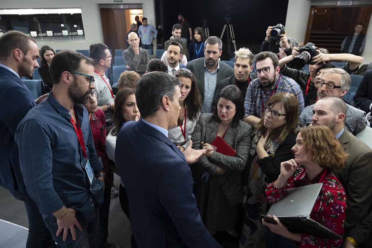 10/03/2020. Comparecencia de Sánchez tras la reunión extraordinaria del Consejo Europeo, celebrada por videoconferencia. El presidente del G...