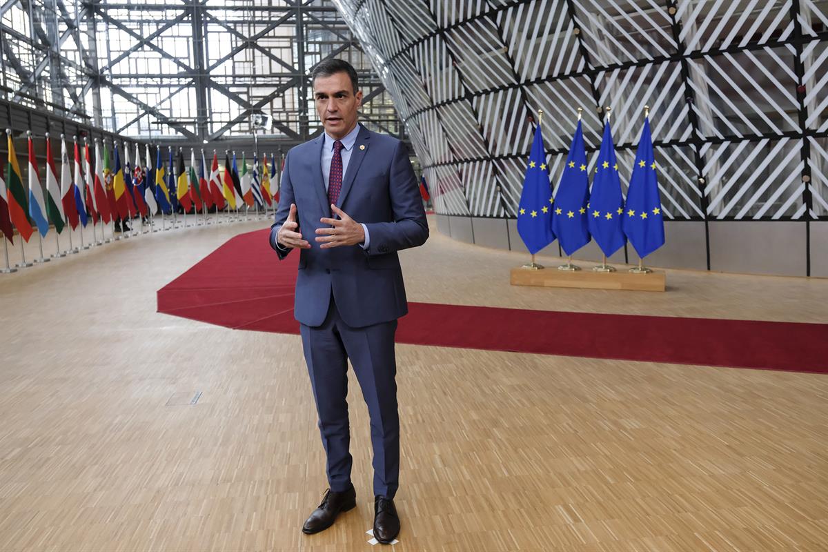 10/12/2020. Sánchez participa en la reunión del Consejo Europeo. El presidente del Gobierno, Pedro Sánchez, realiza unas declaraciones a los...