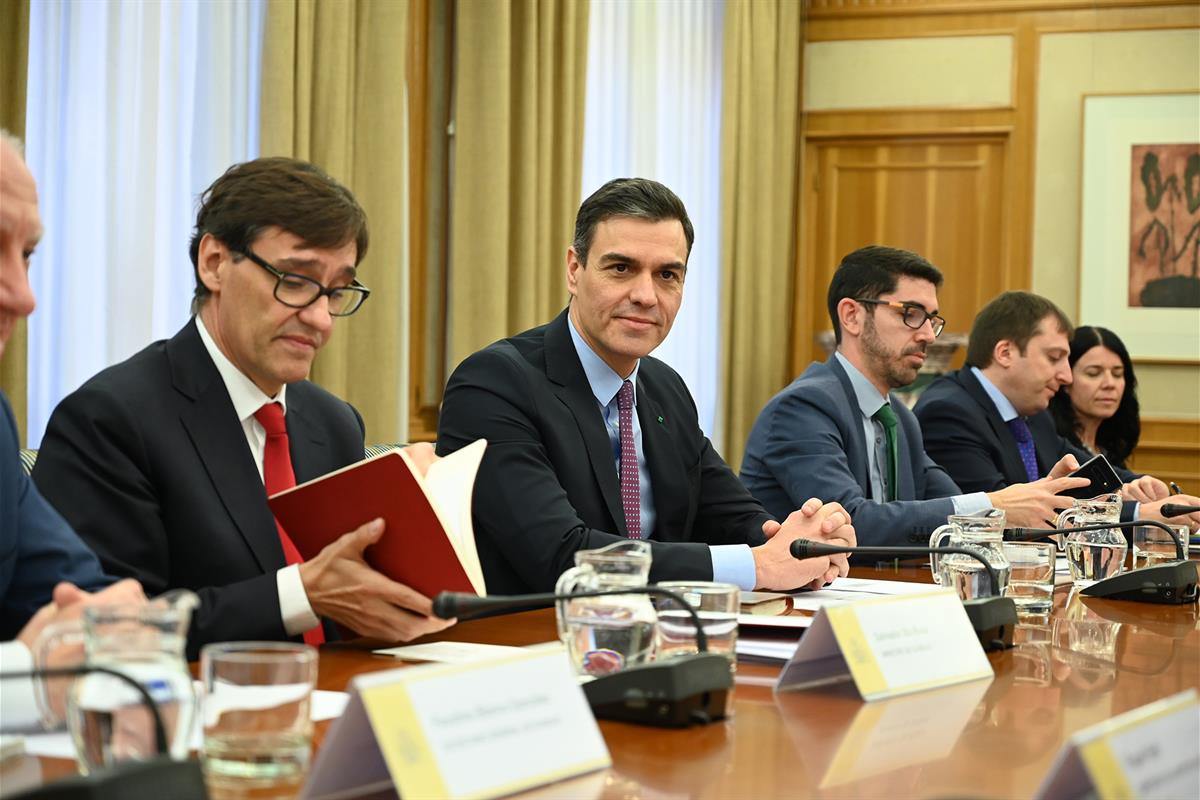 11/03/2020. Predo Sánchez preside el Comité de Evaluación y Seguimiento del Coronavirus. El presidente del Gobierno, Pedro Sánchez, junto al...