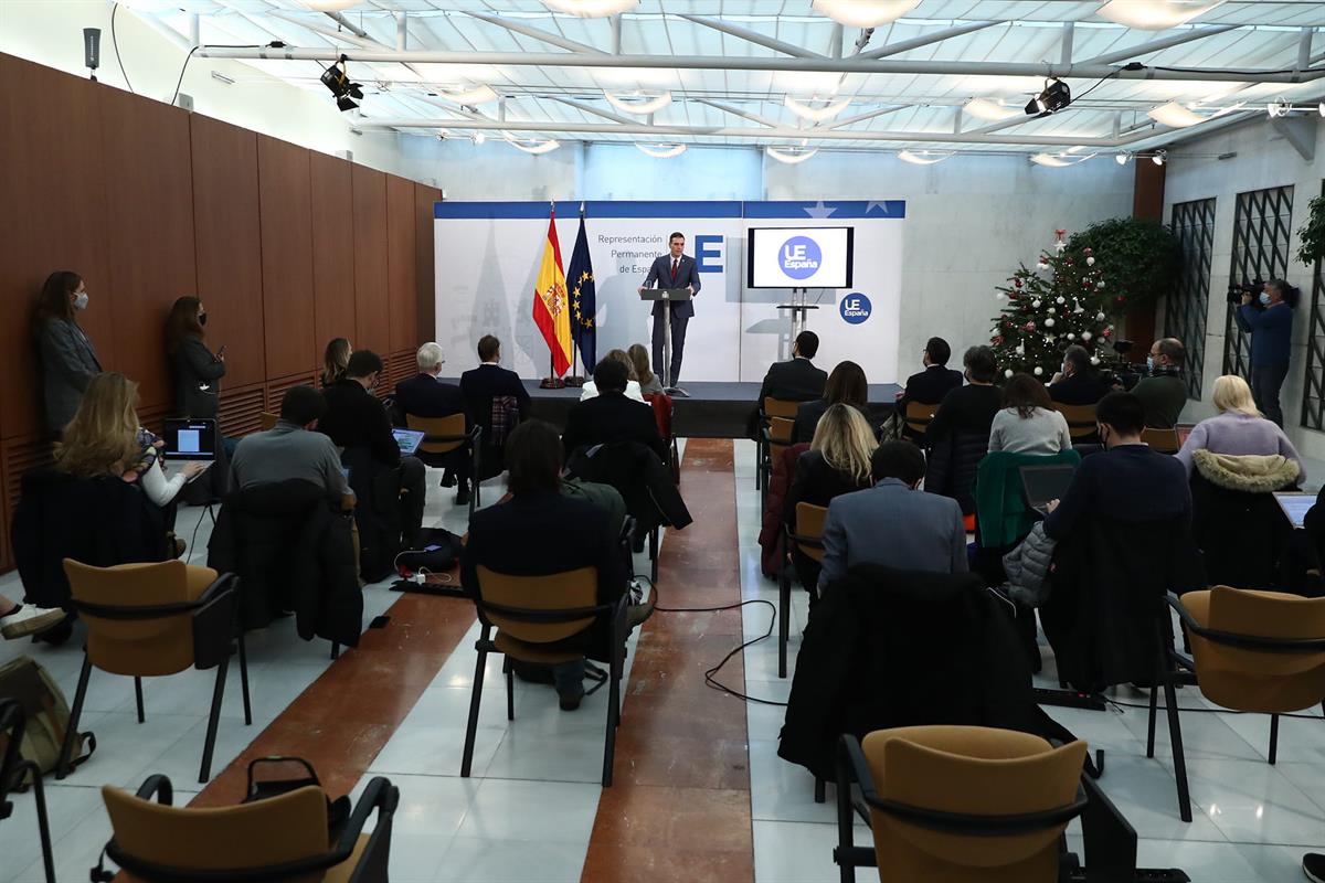 11/12/2020. Sánchez participa en la reunión del Consejo Europeo. El presidente del Gobierno, Pedro Sánchez, en su comparecencia ante los med...