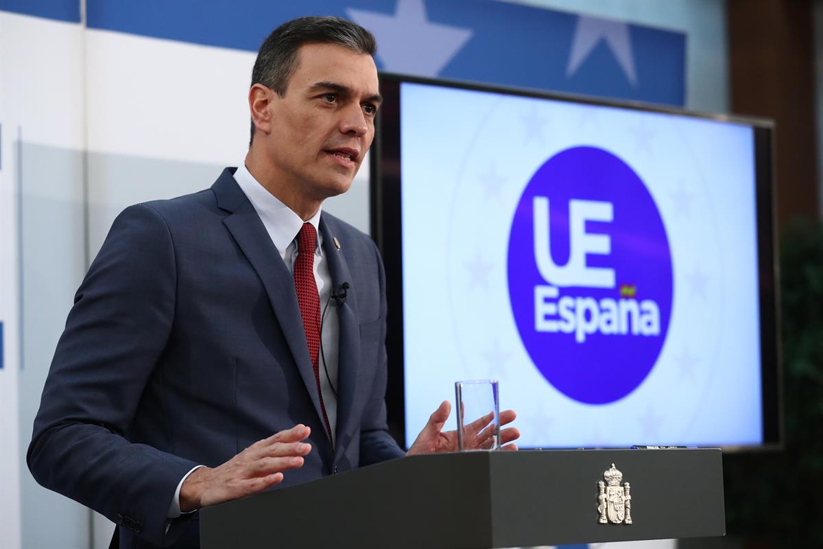 11/12/2020. Sánchez participa en la reunión del Consejo Europeo. El presidente del Gobierno, Pedro Sánchez, en su comparecencia ante los med...