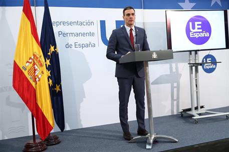 11/12/2020. Sánchez participa en la reunión del Consejo Europeo. El presidente del Gobierno, Pedro Sánchez, en su comparecencia ante los med...