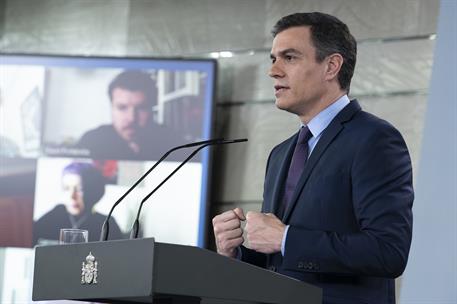 12/04/2020. Comparecencia de Pedro Saánchez tras la reunión telemática con los presidentes autonómicos. El presidente del Gobierno, Pedro Sá...