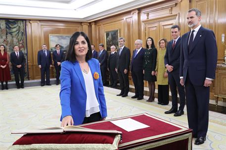 13/01/2020. Toma de posesión del Gobierno presidido por Pedro Sánchez. La ministra de Política Territorial y Función Pública, Carolina Daria...