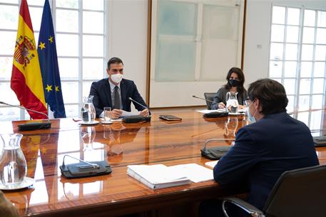 13/10/2020. Pedro Sánchez preside la reunión del Comité de Seguimiento del Coronavirus. El presidente del Gobierno, Pedro Sánchez, preside l...
