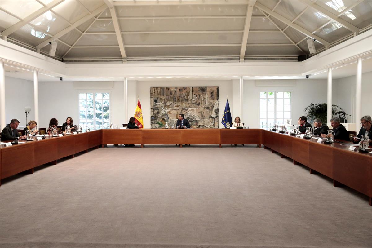 15/06/2020. Sánchez reside la reunión del Comité Técnico para la Desescalada. El presidente del Gobierno, Pedro Sánchez, junto a la vicepres...