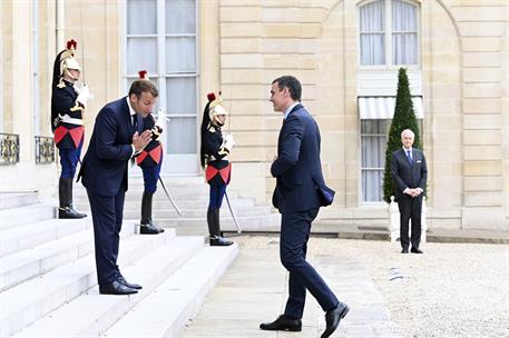 15/07/2020. Pedro Sánchez se reúne con Emmanuel Macron. El presidente del Gobierno, Pedro Sánchez, a su llegada al Palacio del Elíseo, donde...