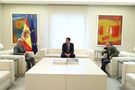 17/06/2020. Pedro Sánchez recibe a UGT y CCOO. El presidente del Gobierno conversa con los secretarios generales, de UGT, Pepe Álvarez, y de...