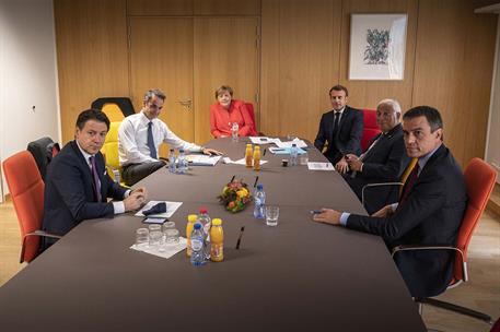 21/07/2020. Pedro Sánchez asiste a la reunión del Consejo Europeo extraordinario en Bruselas. El presidente del Gobierno, Pedro Sánchez, jun...