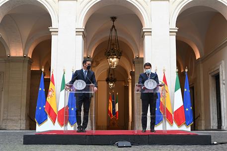 20/10/2020. Pedro Sánchez visita Italia. El presidente del Gobierno, Pedro Sánchez, y el primer ministro de la República Italiana, Giuseppe ...
