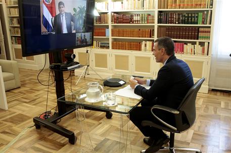 21/09/2020. Pedro Sánchez se reúne por videoconferencia con el presidente de Costa Rica. El presidente del Gobierno, Pedro Sánchez, se reúne...