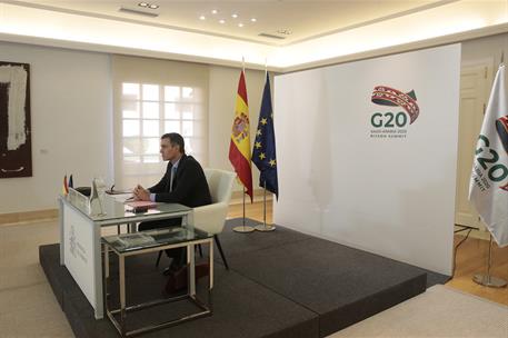 21/11/2020. Pedro Sánchez participa en la Cumbre del G-20. El presidente del Gobierno, Pedro Sánchez, participa por videoconferencia en la C...