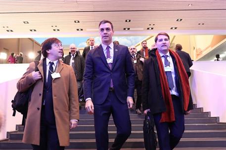 22/01/2020. Pedro Sánchez y la delegación española en el Foro Económico Mundial. El presidente del Gobierno, Pedro Sánchez, junto a la deleg...