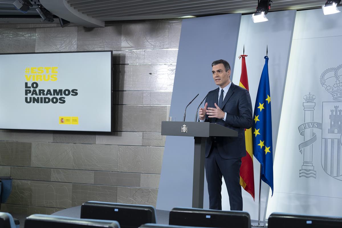 22/03/2020. Rueda de prensa de Pedro Sánchez tras su videoconferencia con los presidentes autonómicos. El presidente del Gobierno, Pedro Sán...