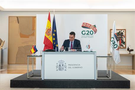 22/11/2020. Pedro Sánchez participa en la segunda jornada de la Cumbre del G-20. El presidente del Gobierno, Pedro Sánchez, interviene por v...