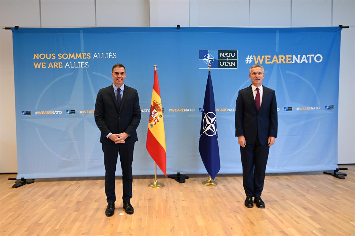 23/09/2020. Reunión de Pedro Sánchez y el secretario general de la OTAN, Jens Stoltenberg. El presidente del Gobierno, Pedro Sánchez, y el s...