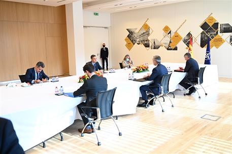 23/09/2020. Reunión de Pedro Sánchez y el secretario general de la OTAN, Jens Stoltenberg. El presidente del Gobierno, Pedro Sánchez, y el s...