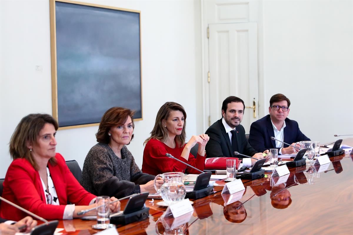 24/02/2020. Pedro Sánchez preside la reunión de la Comisión Interministerial de Agricultura. La vicepresidenta cuarta del Gobierno y ministr...