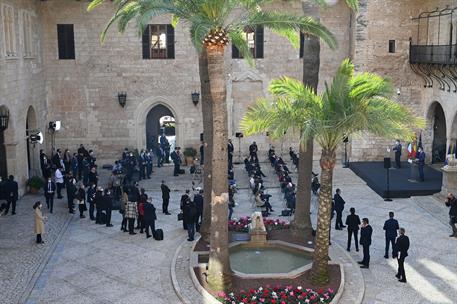 25/11/2020. Celebración de la XIX Cumbre hispano-italiana. El presidente del Gobierno, Pedro Sánchez, y el presidente del Consejo de Ministr...