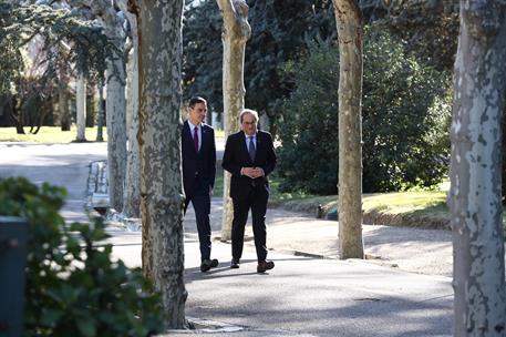 26/02/2020. Pedro Sánchez preside la reunión de la Mesa de Diálogo. El presidente del Gobierno, Pedro Sánchez, ha recibido al president del ...