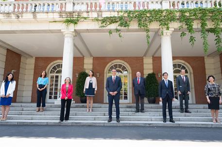 23/07/2020. Pedro Sánchez preside la presentación de 'España Digital'. El presidente del Gobierno, Pedro Sánchez, junto a la vicepresidenta ...