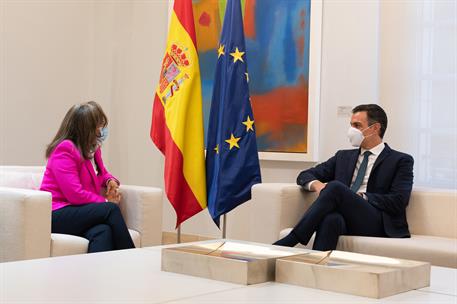 29/10/2020. Pedro Sánchez recibe a a la secretaria general iberoamericana, Rebeca Grynspan. El presidente del Gobierno, Pedro Sánchez, conve...