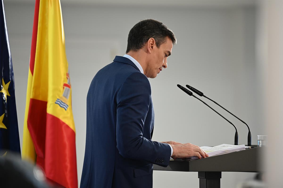 29/12/2020. Pedro Sánchez presenta el primer informe de rendición de cuentas del Gobierno de España. El Presidente del Gobierno, Pedro Sánch...