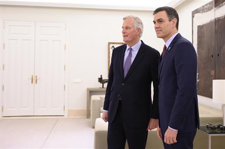 30/01/2020. El presidente recibe al negociador jefe de la Unión Europea para el Brexit. El presidente del Gobierno, Pedro Sánchez, junto al ...