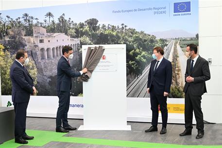 1/02/2021. Pedro Sánchez preside la puesta en servicio del AVE entre Monforte del Cid, Elche y Orihuela. El presidente del Gobierno, Pedro S...