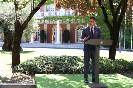 1/07/2021. Sánchez preside la firma del acuerdo para reforzar el sistema público de pensiones. El presidente del Gobierno, Pedro Sánchez, du...
