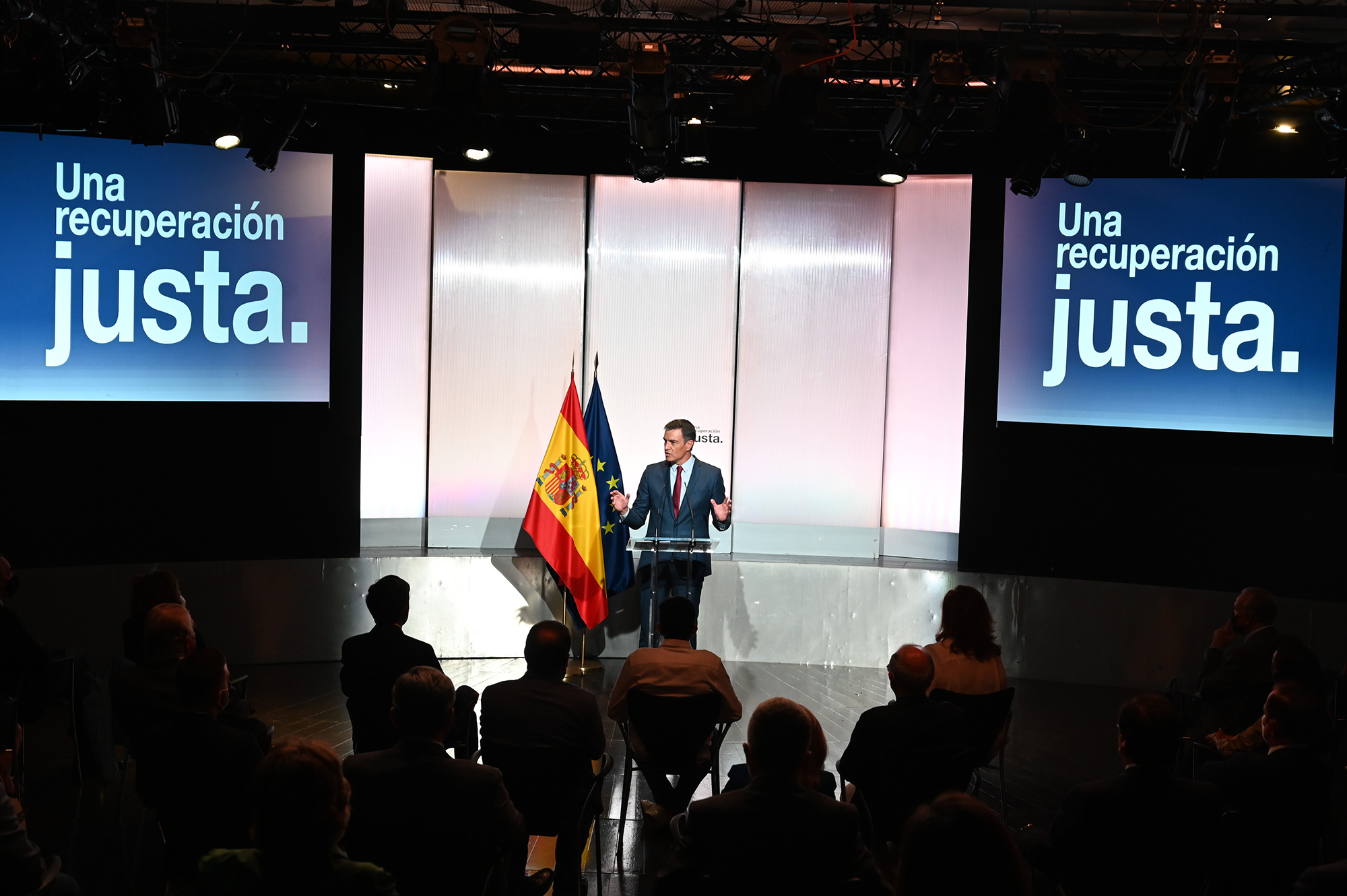 El presidente del Gobierno, Pedro Sánchez, pronuncia una conferencia en la Casa de América