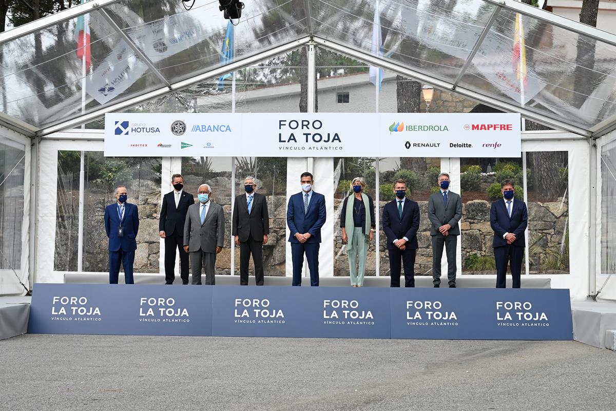 1/10/2021. Sánchez clausura el III Foro La Toja-Vínculo Atlántico. El presidente del Gobierno, Pedro Sánchez, el primer ministro de Portugal...