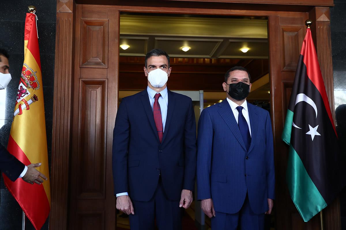 3/06/2021. Viaje de Estado de Pedro Sánchez a Libia. El presidente del Gobierno, Pedro Sánchez, junto primer ministro del Gobierno de Unidad...