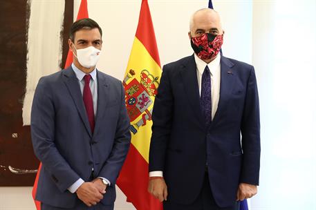 4/10/2021. Pedro Sánchez recibe al primer ministro de la República de Albania. El presidente del Gobierno, Pedro Sánchez, ha recibido al pri...