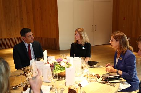 6/07/2021. Viaje del presidente del Gobierno a Estonia. El presidente del Gobierno, Pedro Sánchez, durante la cena ofrecida en su honor por ...