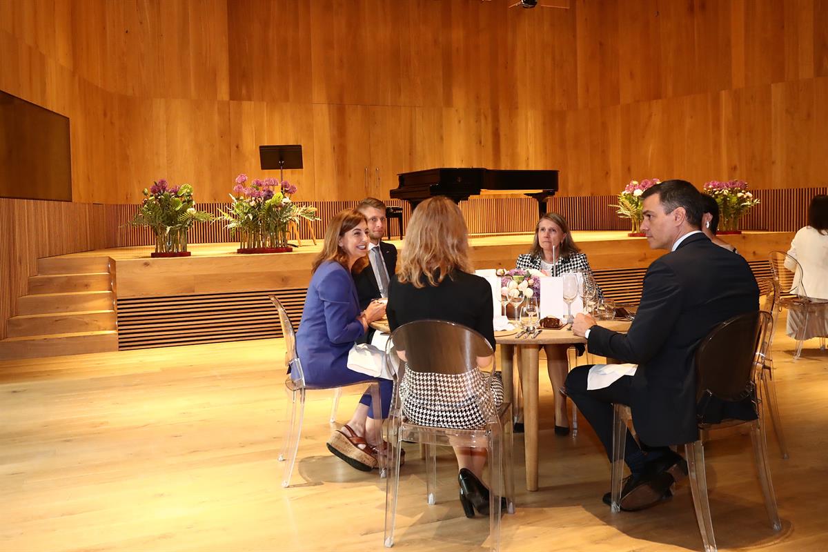 6/07/2021. Viaje del presidente del Gobierno a Estonia. El presidente del Gobierno, Pedro Sánchez, durante la cena ofrecida en su honor por ...