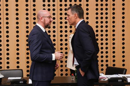 6/10/2021. Pedro Sánchez asiste a la primera sesión de trabajo de la Cumbre UE-Balcanes Occidentales. El presidente del Gobierno, Pedro Sánc...