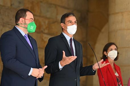 9/09/2021. Pedro Sánchez visita el Principado de Asturias. El presidente del Gobierno, Pedro Sánchez, junto a la ministra de Industria, Come...