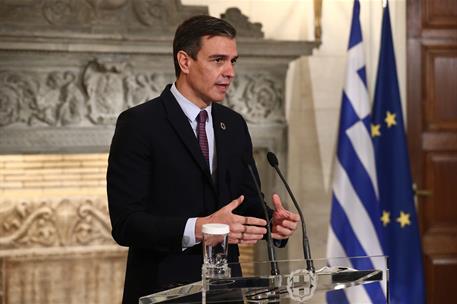 10/05/2021. Viaje del presidente del Gobierno a Grecia. El presidente del Gobierno, Pedro Sánchez, durante su intervención en la rueda de pr...