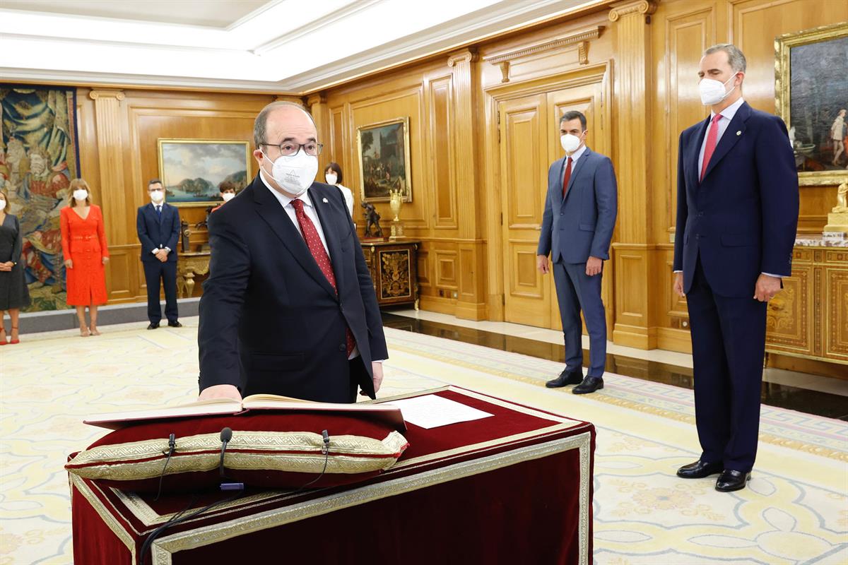 12/07/2021. Pedro Sánchez asiste a la toma de posesión de su nuevo Ejecutivo. El nuevo ministro de Cultura y Deporte, Miquel Iceta, promete ...