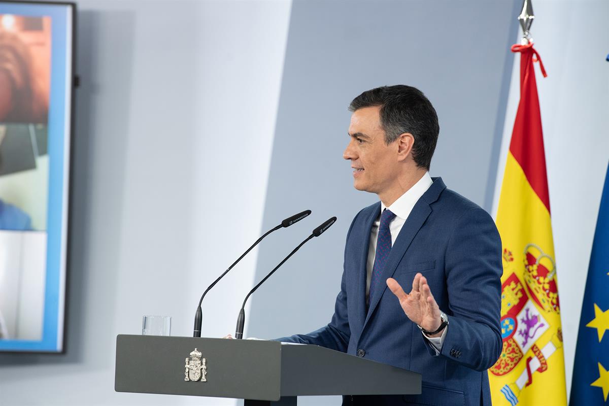 13/04/2021. Sánchez preside la segunda reunión de la Comisión Interministerial para la Recuperación, Transformación y Resiliencia. El presid...